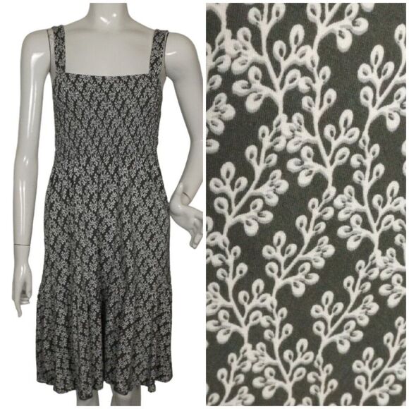 LOFT Dresses & Skirts - LOFT Summer Dress, S, Smocked Bodice, Straps, Green/White Ivy print,Knee length